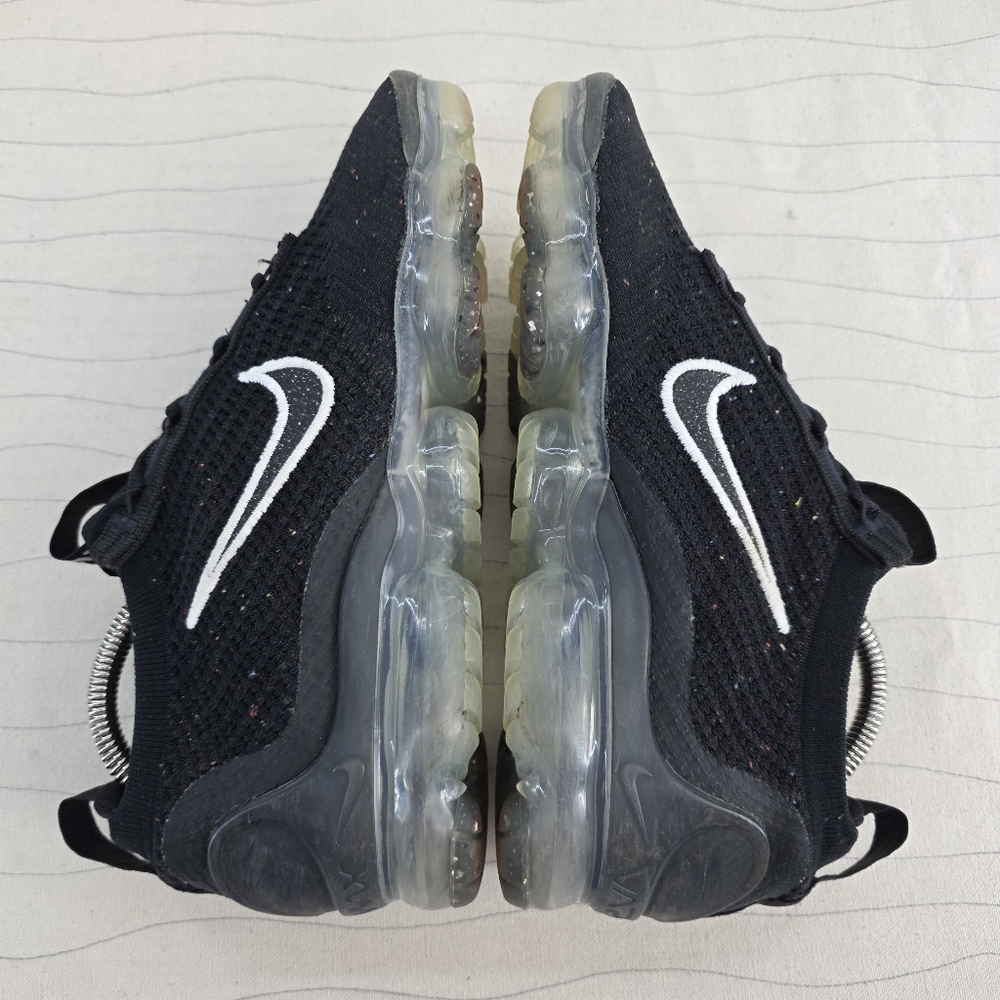 Nike Womens Air VaporMax Flyknit Black Speckled Sneakers Shoes DC4112-002 Size 8 - Picture 10 of 13